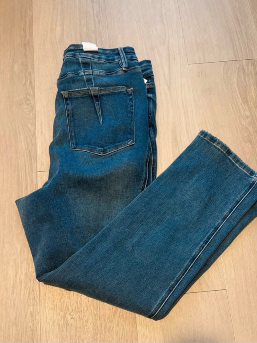 Good American Straight Leg Jeans in Deep Blue Wash